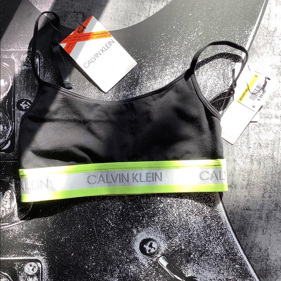 NWT Calvin Klein Bralette - Picture 4 of 5